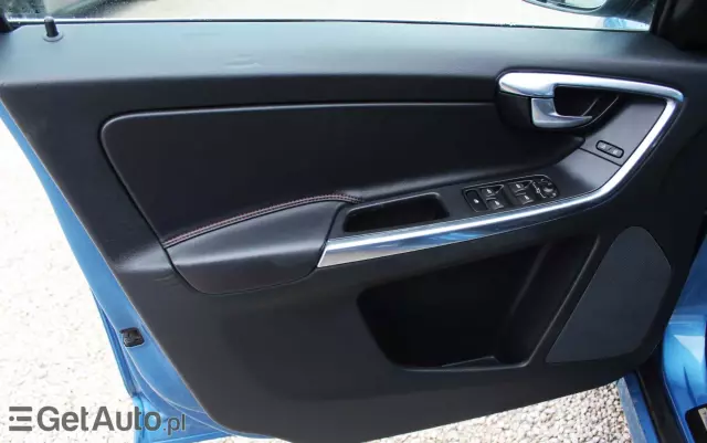 VOLVO XC 60 D4 Drive-E Base