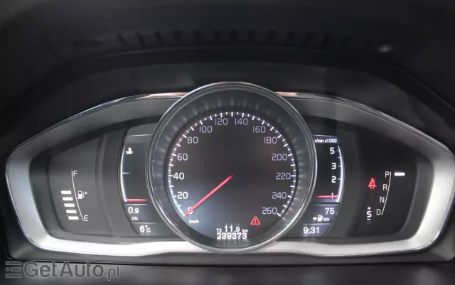 VOLVO XC 60 D4 Drive-E Base