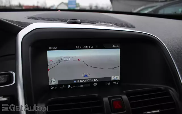 VOLVO XC 60 D4 Drive-E Base