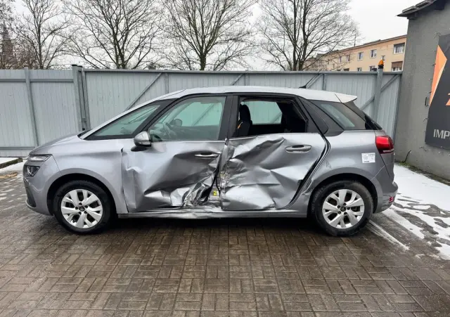 CITROËN C4 Picasso BlueHDi 120 SELECTION