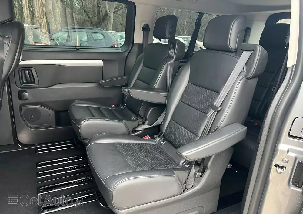 PEUGEOT Traveller 2.0 BlueHDi Long Business Vip