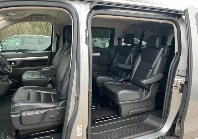 PEUGEOT Traveller 2.0 BlueHDi Long Business Vip