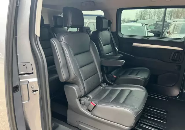 PEUGEOT Traveller 2.0 BlueHDi Long Business Vip