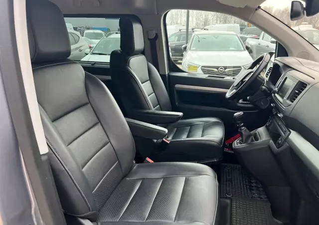 PEUGEOT Traveller 2.0 BlueHDi Long Business Vip