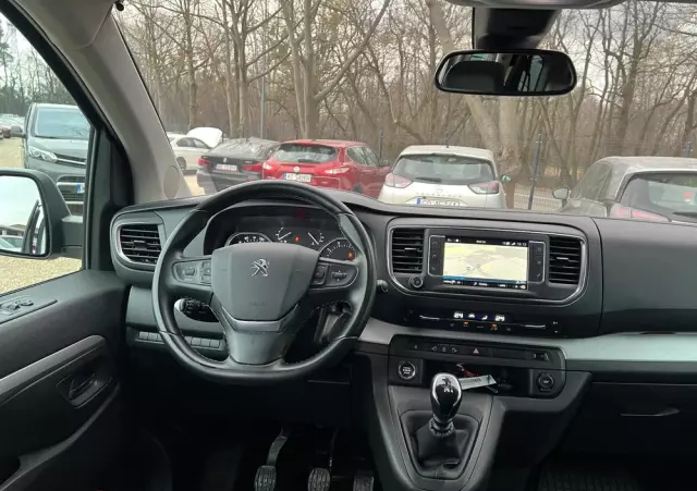 PEUGEOT Traveller 2.0 BlueHDi Long Business Vip