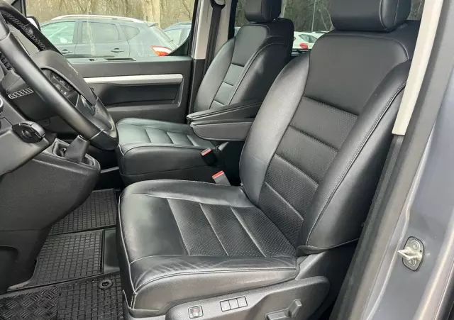 PEUGEOT Traveller 2.0 BlueHDi Long Business Vip