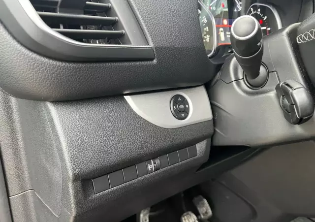 PEUGEOT Traveller 2.0 BlueHDi Long Business Vip