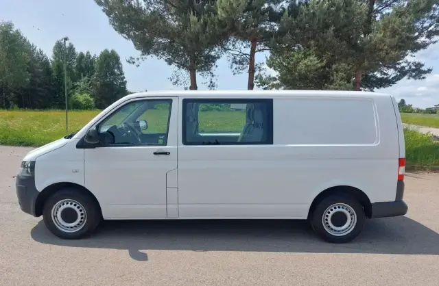 VOLKSWAGEN TRANSPORTER 
