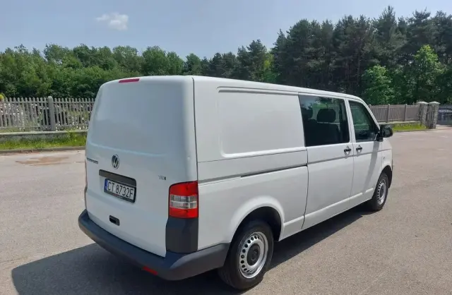 VOLKSWAGEN TRANSPORTER 