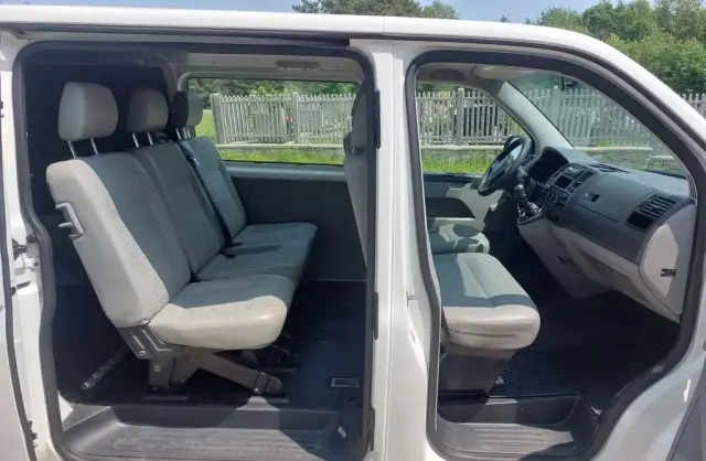 VOLKSWAGEN TRANSPORTER 