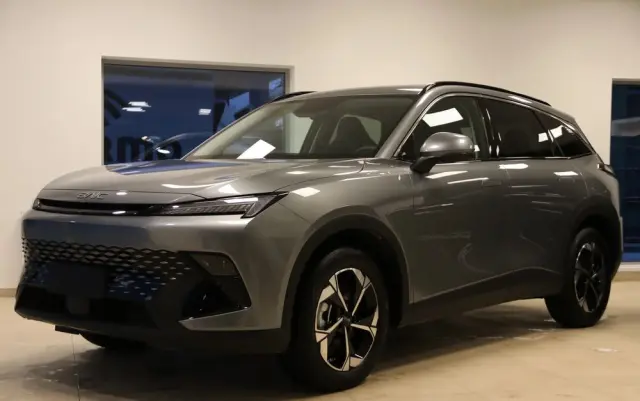 BAIC 5 