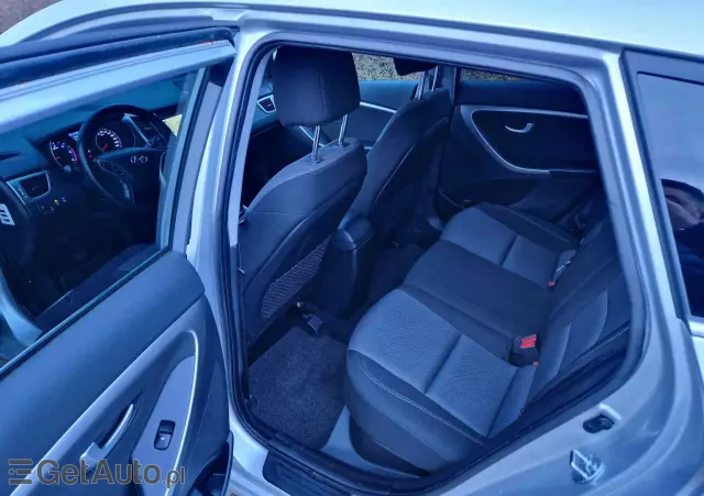 HYUNDAI I30 Blue 1.6 CRDi Trend