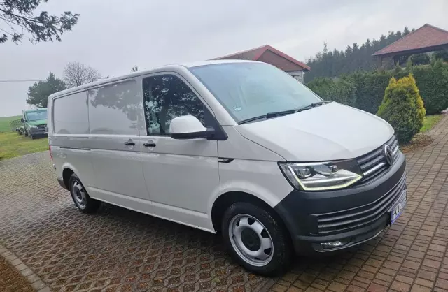 VOLKSWAGEN TRANSPORTER 