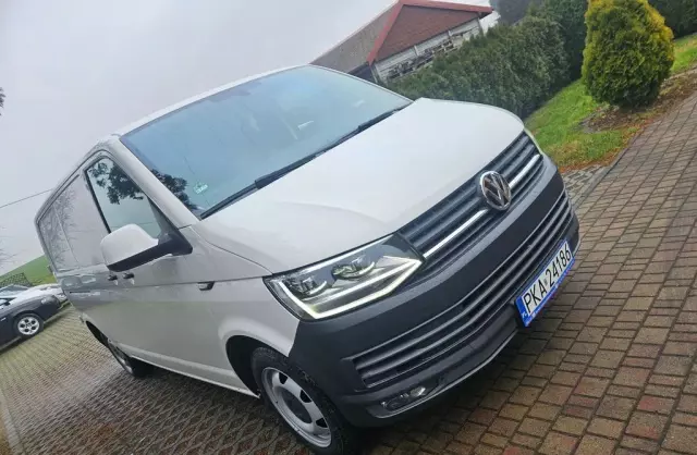 VOLKSWAGEN TRANSPORTER 