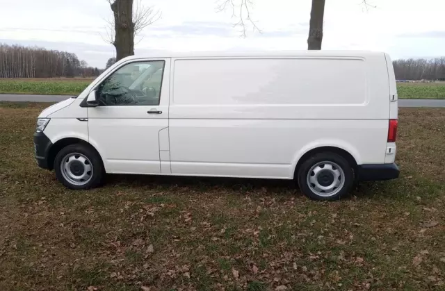 VOLKSWAGEN TRANSPORTER 
