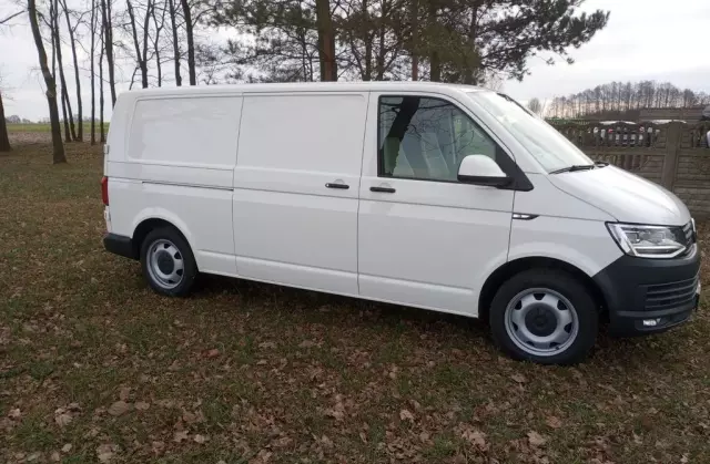 VOLKSWAGEN TRANSPORTER 