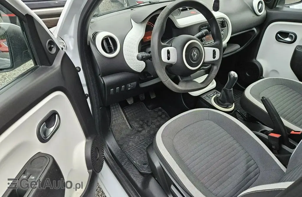 RENAULT Twingo 