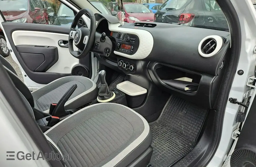 RENAULT Twingo 