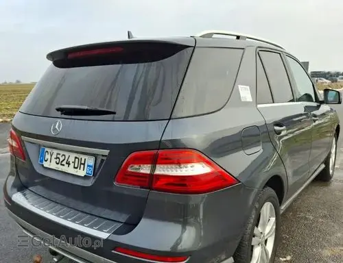 MERCEDES-BENZ ML 
