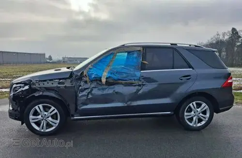 MERCEDES-BENZ ML 