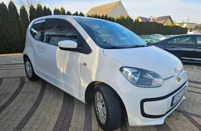 VOLKSWAGEN Up! 
