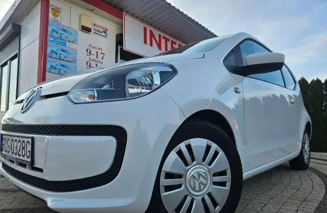 VOLKSWAGEN Up! 