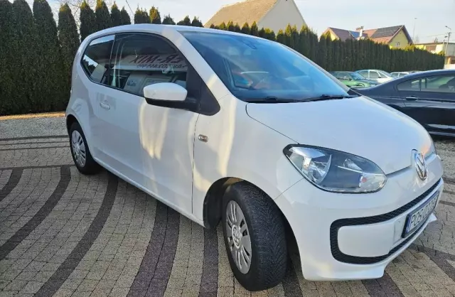 VOLKSWAGEN Up! 