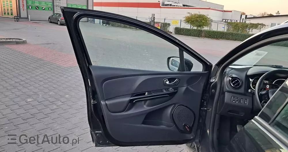 RENAULT Clio (Energy) TCe 90 Start & Stop INTENS