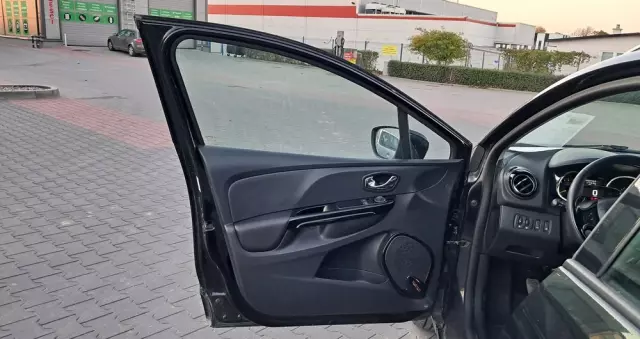 RENAULT Clio (Energy) TCe 90 Start & Stop INTENS