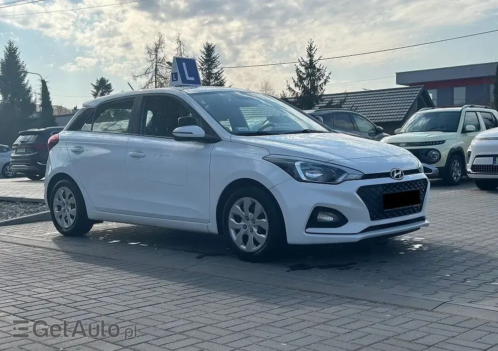 HYUNDAI I20 1.2 Classic Plus