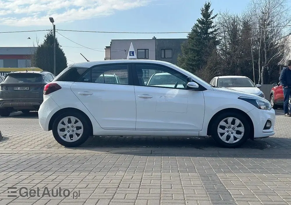 HYUNDAI I20 1.2 Classic Plus