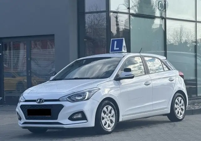 HYUNDAI I20 1.2 Classic Plus