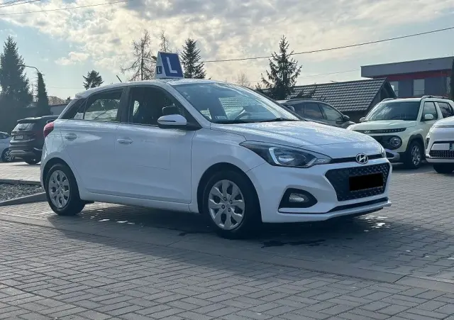 HYUNDAI I20 1.2 Classic Plus