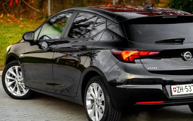 OPEL Astra 1.4 Turbo Start/Stop Automatik Dynamic