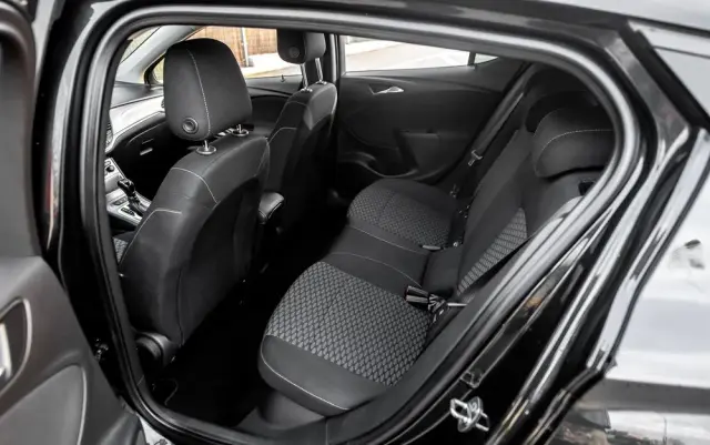 OPEL Astra 1.4 Turbo Start/Stop Automatik Dynamic