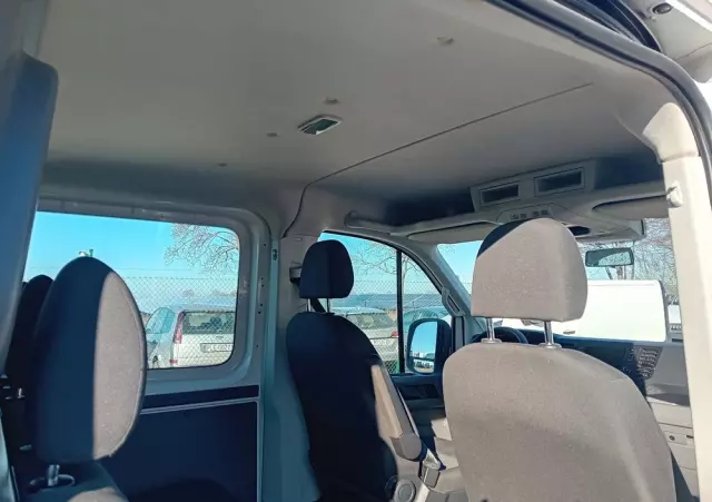 VOLKSWAGEN Crafter Brygadówka 