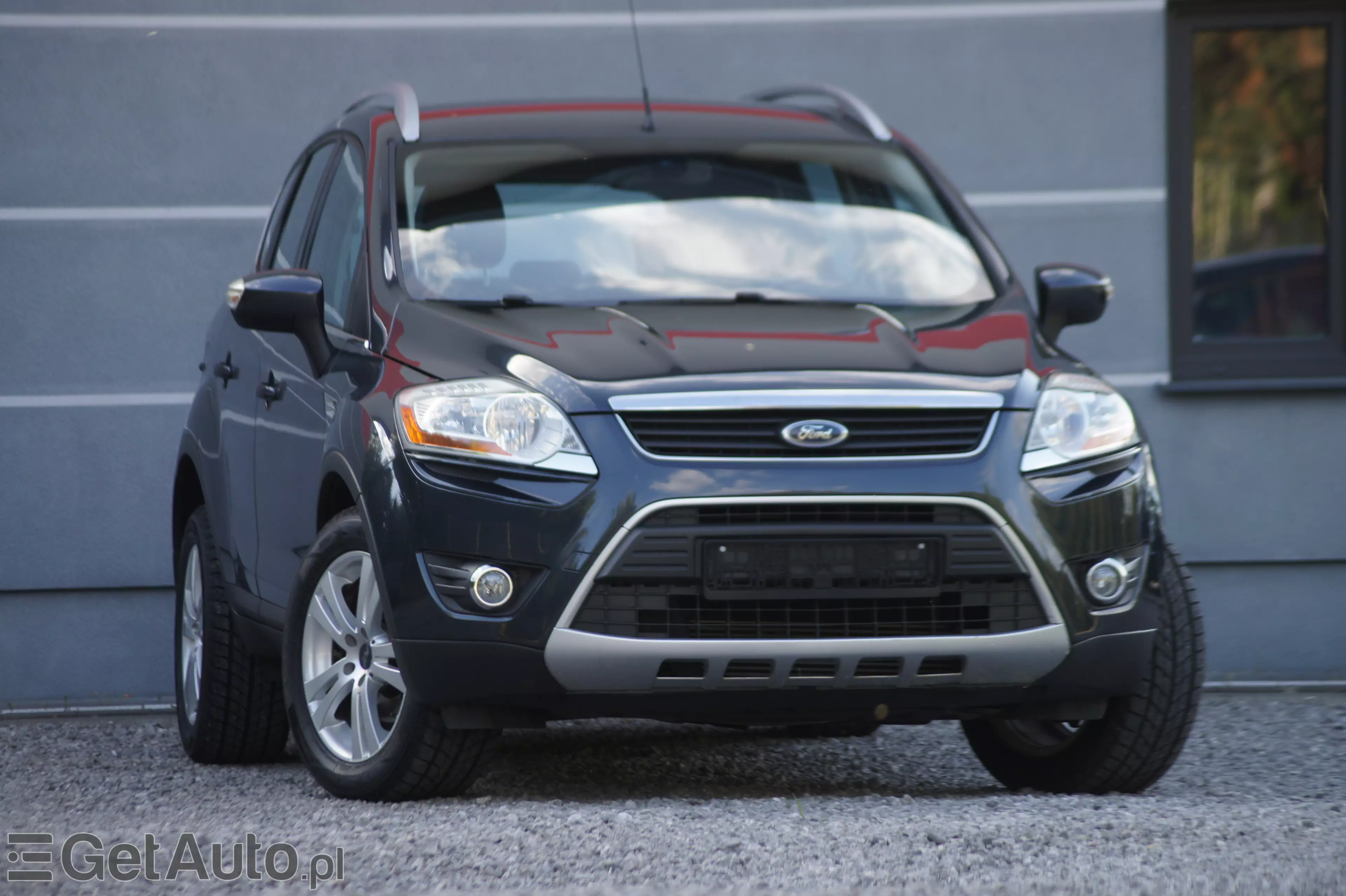 FORD Kuga 2.0 TDCi 2x4 Titanium