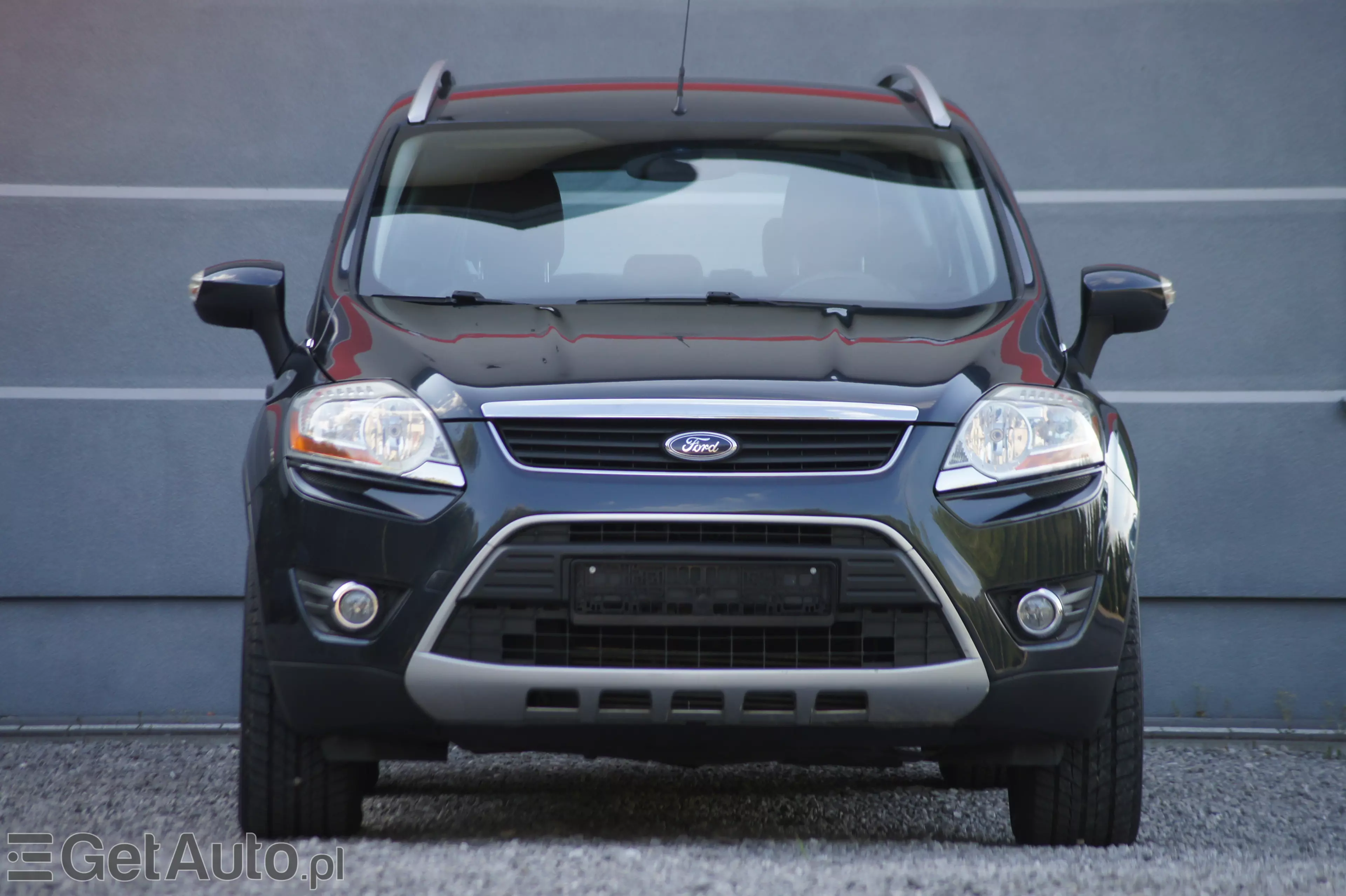 FORD Kuga 2.0 TDCi 2x4 Titanium