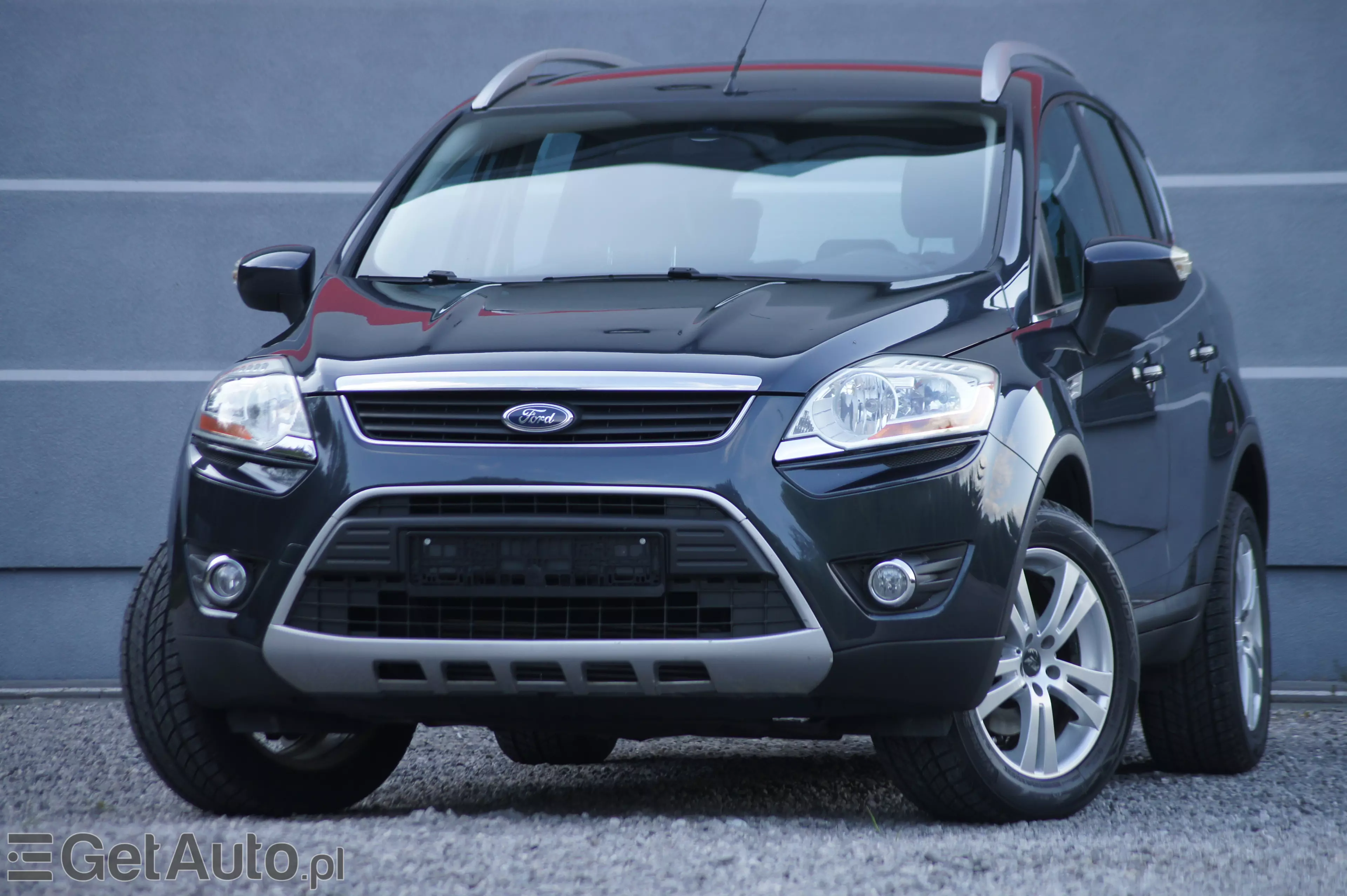 FORD Kuga 2.0 TDCi 2x4 Titanium