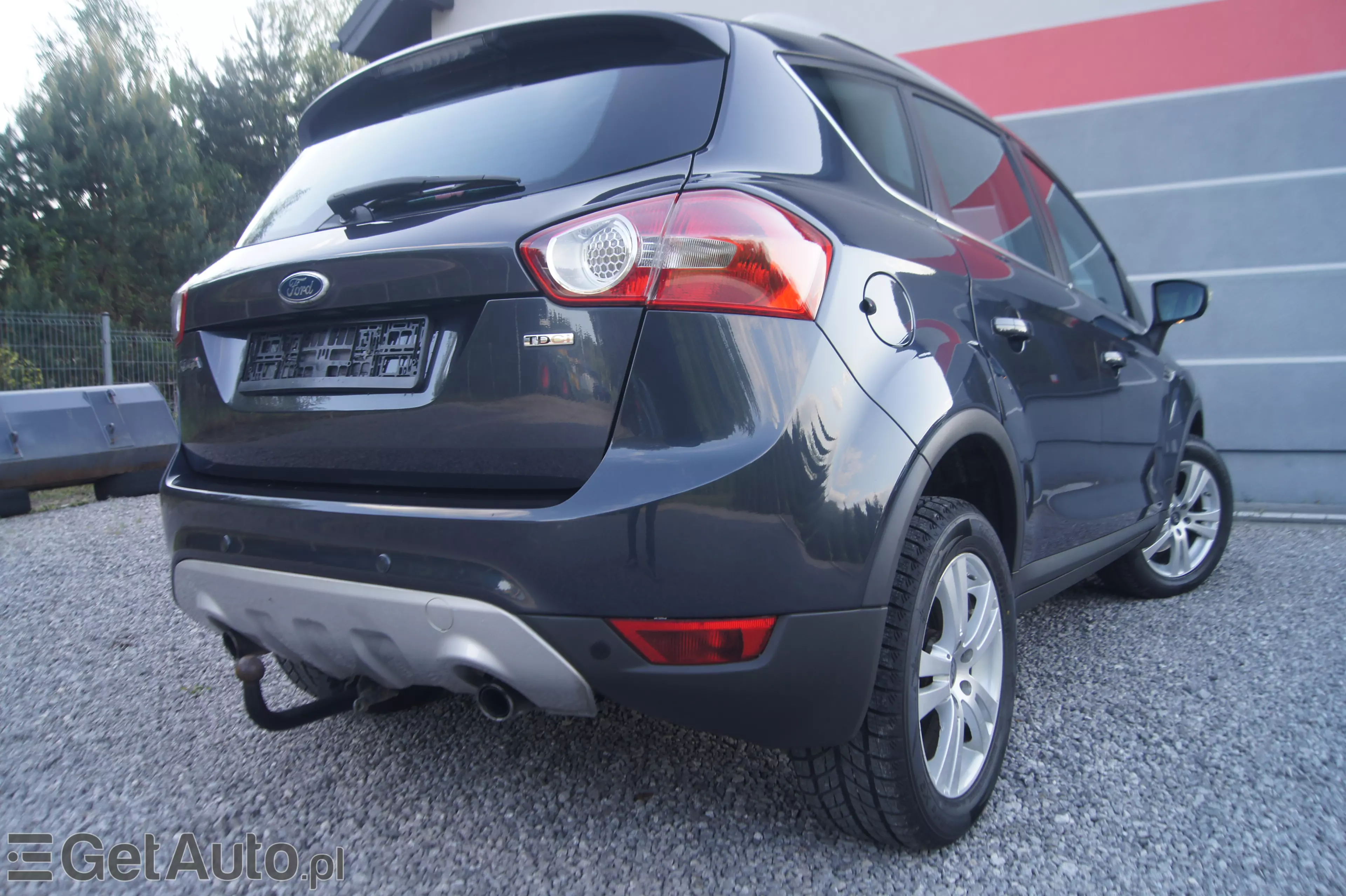 FORD Kuga 2.0 TDCi 2x4 Titanium