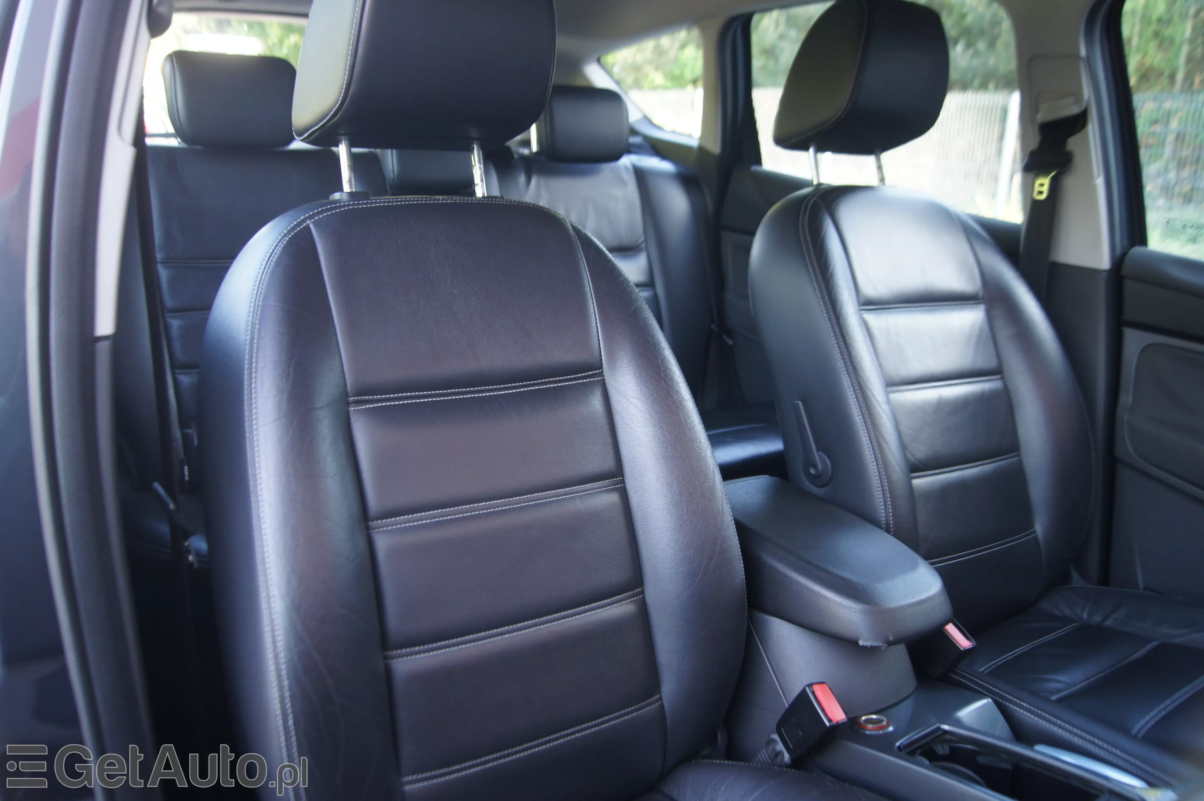 FORD Kuga 2.0 TDCi 2x4 Titanium