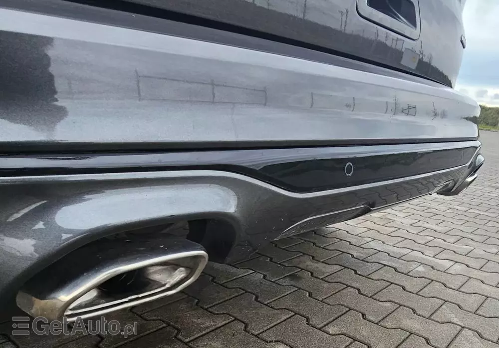 FORD Kuga 2.5 FHEV FWD ST-Line X