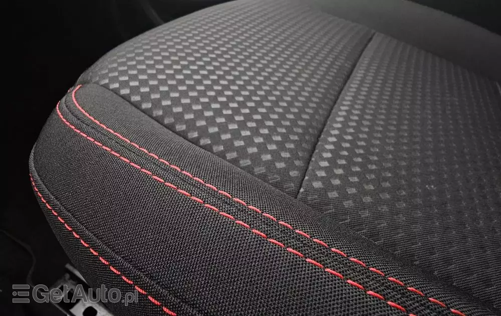 FORD Kuga 2.5 FHEV FWD ST-Line X