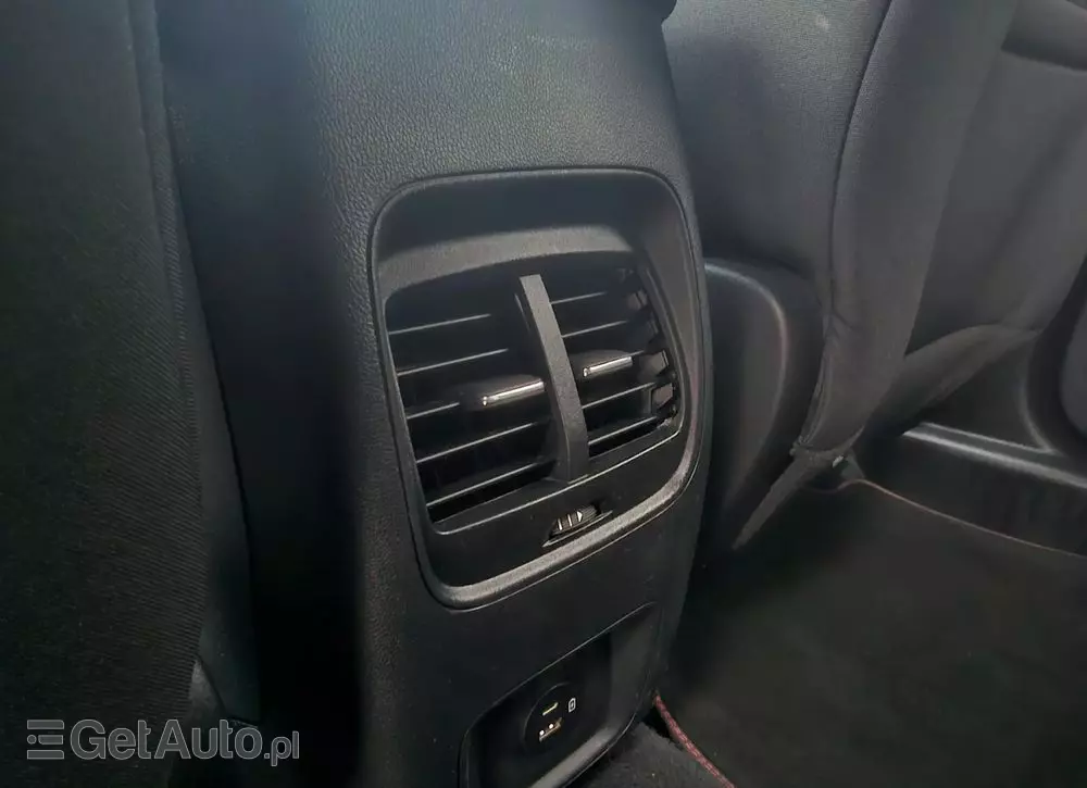 FORD Kuga 2.5 FHEV FWD ST-Line X