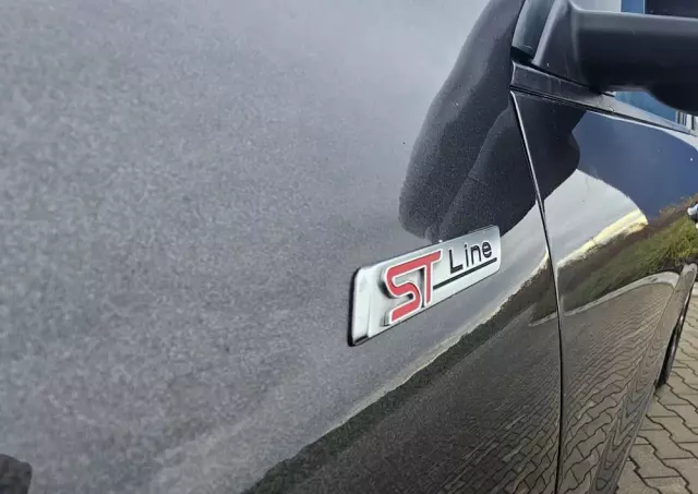 FORD Kuga 2.5 FHEV FWD ST-Line X