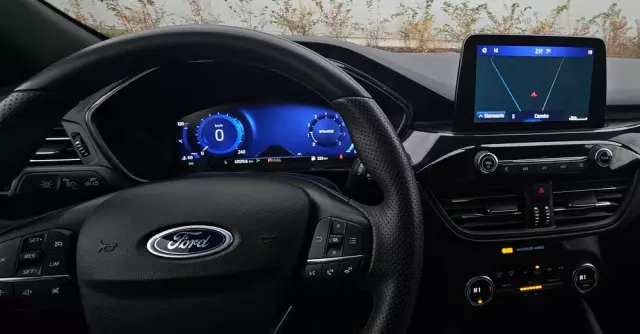 FORD Kuga 2.5 FHEV FWD ST-Line X