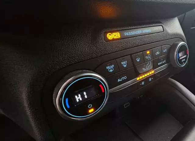 FORD Kuga 2.5 FHEV FWD ST-Line X