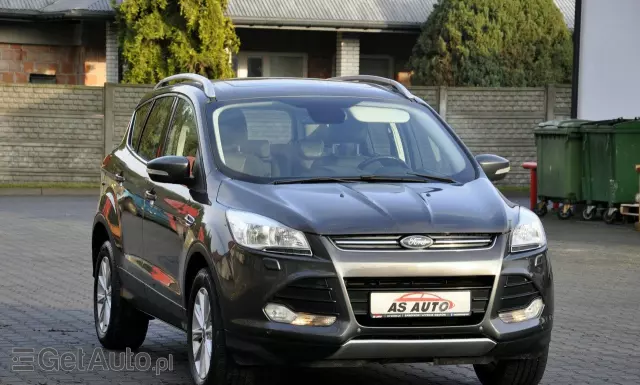 FORD Kuga 1.5 EcoBoost 2x4 Titanium