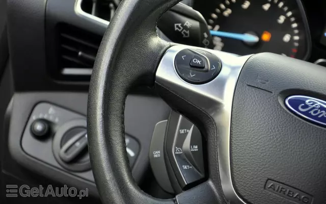 FORD Kuga 1.5 EcoBoost 2x4 Titanium