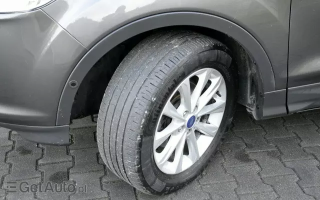 FORD Kuga 1.5 EcoBoost 2x4 Titanium